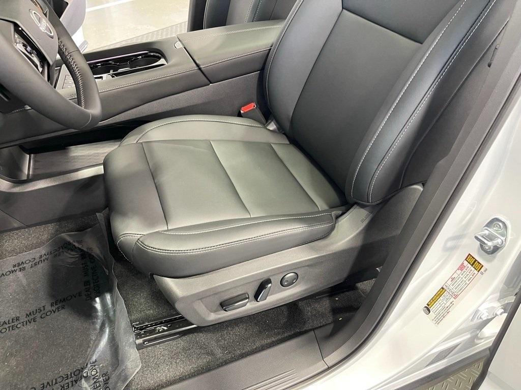 new 2025 Nissan Murano car, priced at $38,260