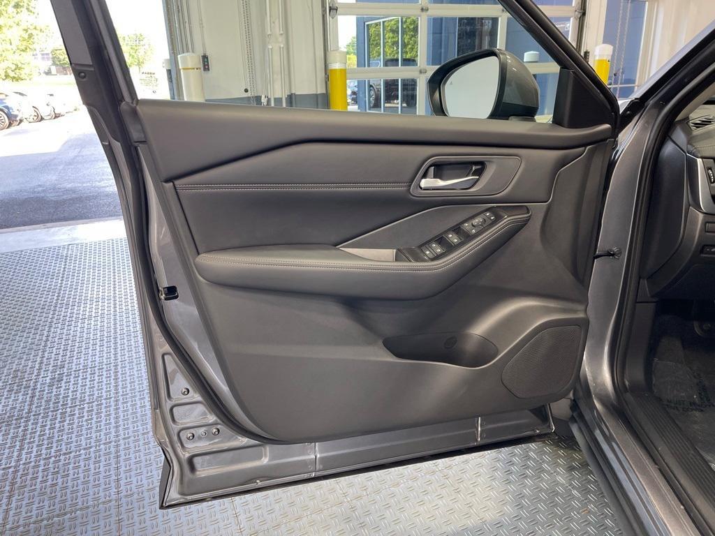 new 2025 Nissan Rogue car, priced at $31,129