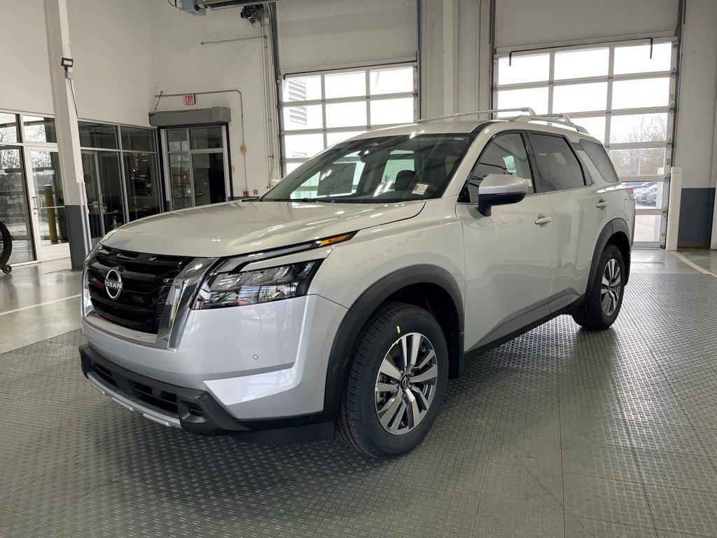 new 2025 Nissan Pathfinder car, priced at $41,394