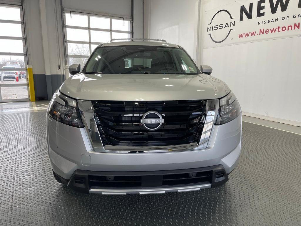 new 2025 Nissan Pathfinder car, priced at $41,394