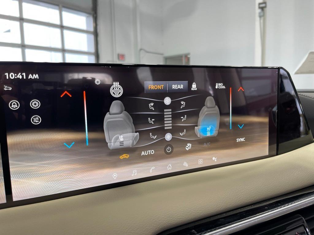 new 2025 Nissan Armada car, priced at $76,395