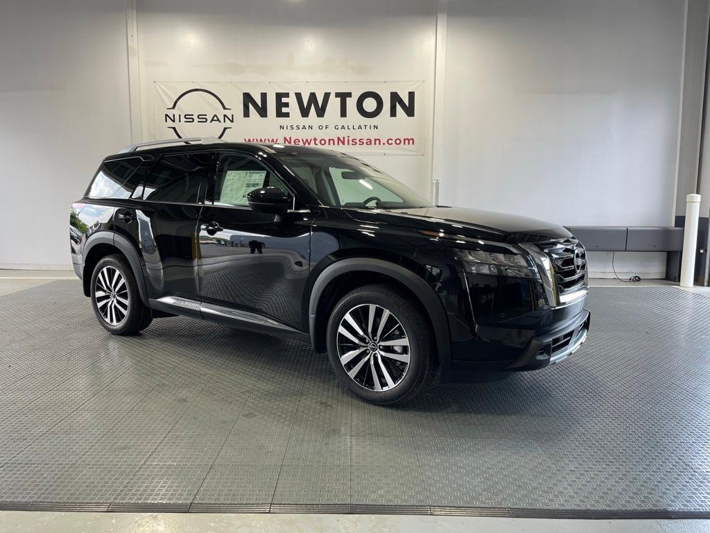 new 2025 Nissan Pathfinder car, priced at $48,692