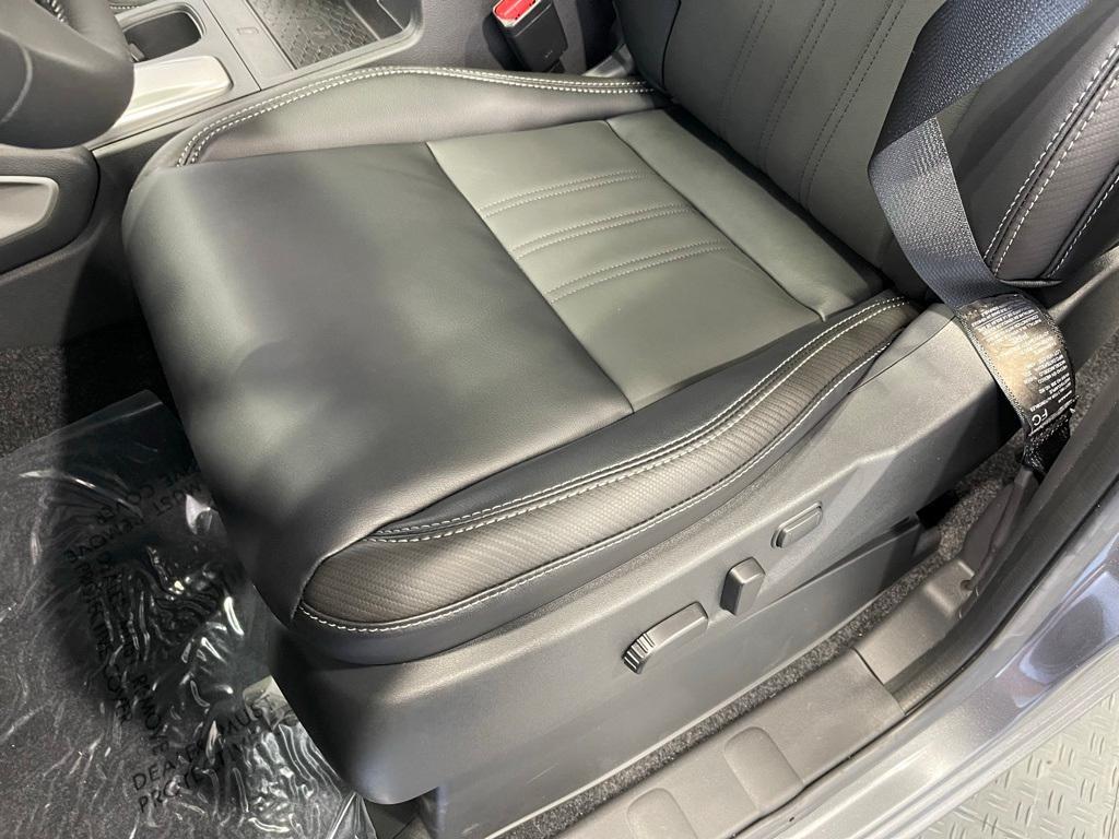 new 2025 Nissan Frontier car, priced at $39,136