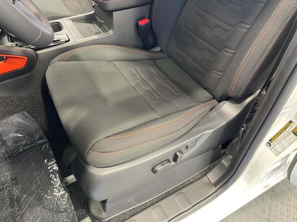 new 2025 Nissan Frontier car, priced at $39,550
