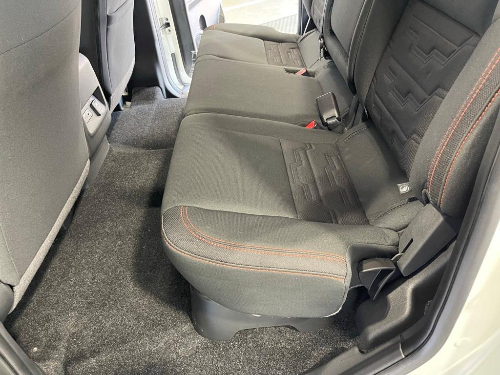 new 2025 Nissan Frontier car, priced at $39,550