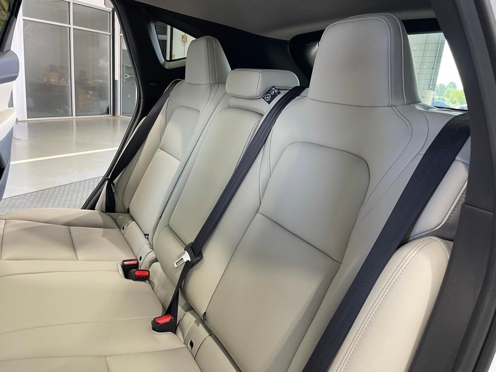 new 2025 Nissan Murano car, priced at $37,140