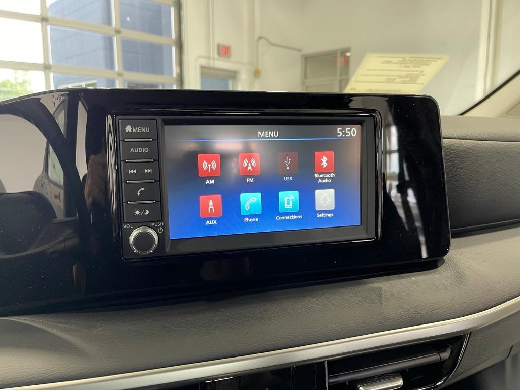 new 2025 Nissan Kicks car, priced at $21,973