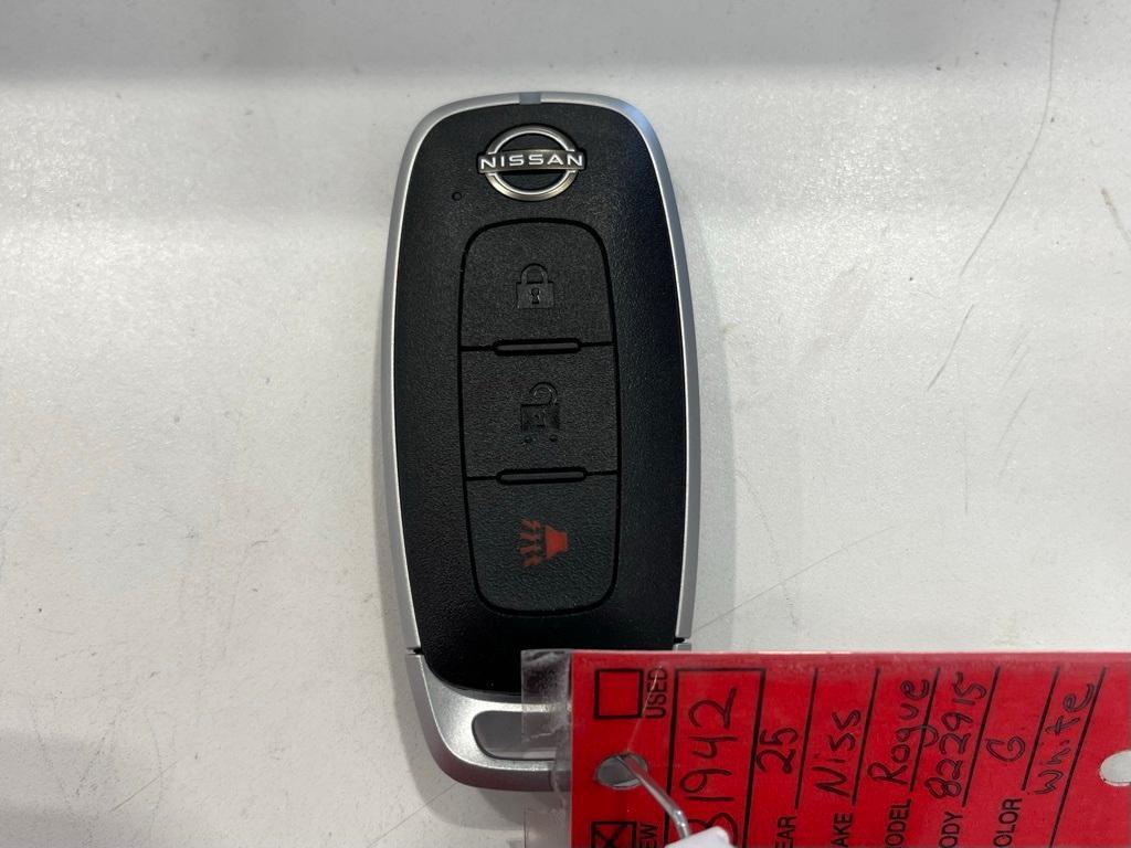 new 2025 Nissan Rogue car, priced at $31,350
