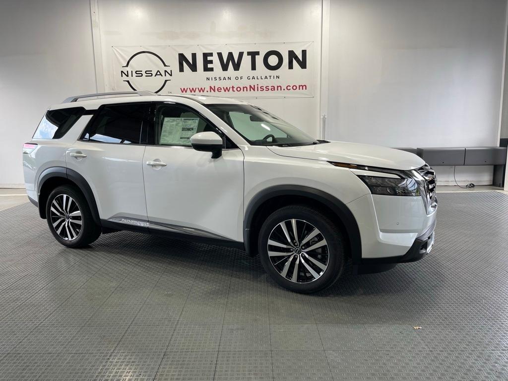 new 2025 Nissan Pathfinder car, priced at $47,197