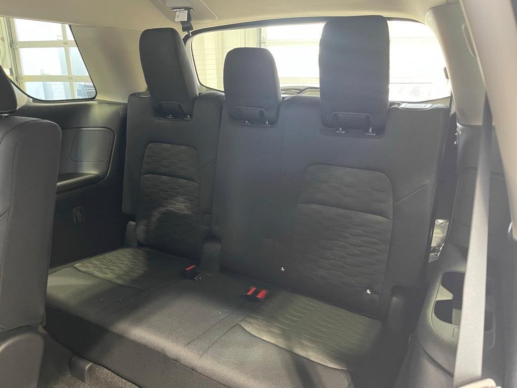 new 2025 Nissan Pathfinder car, priced at $37,726