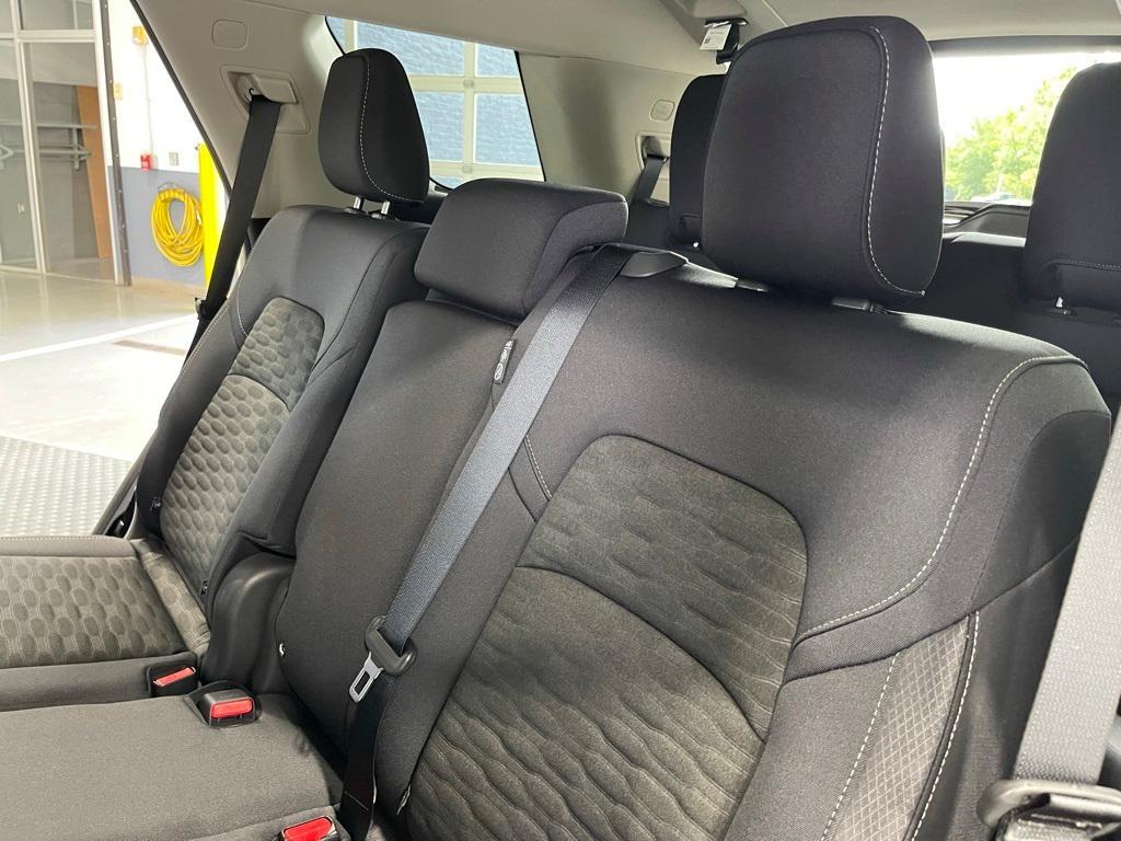 new 2025 Nissan Pathfinder car, priced at $34,978