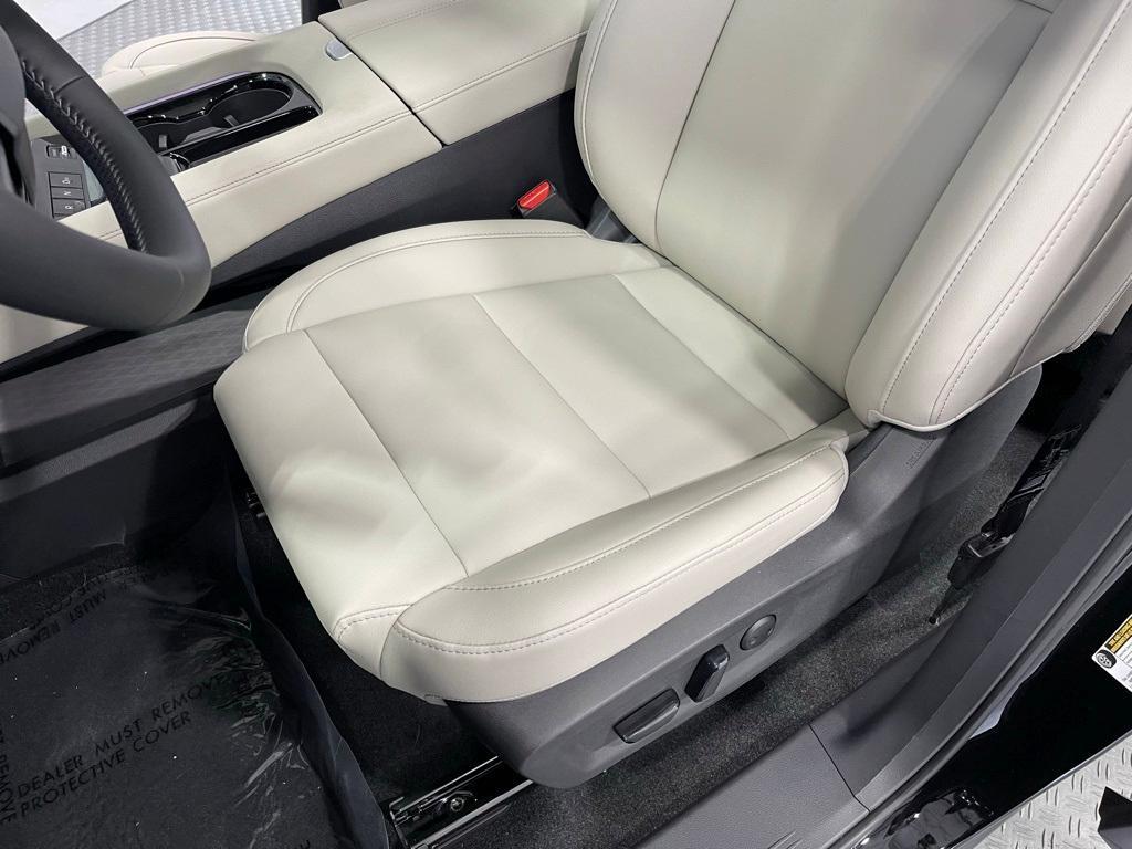 new 2025 Nissan Murano car, priced at $46,760