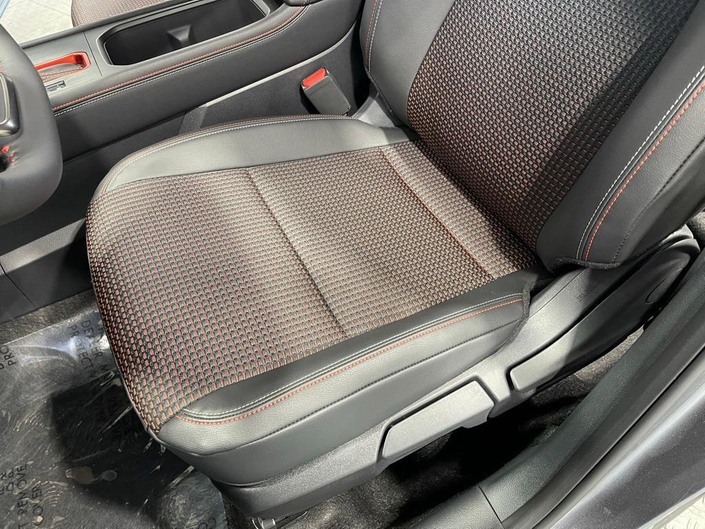 new 2025 Nissan Kicks car, priced at $27,589