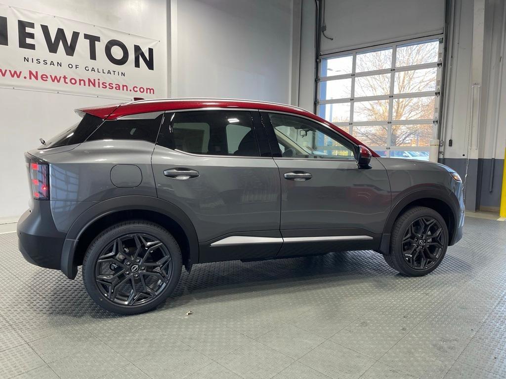 new 2025 Nissan Kicks car, priced at $27,589