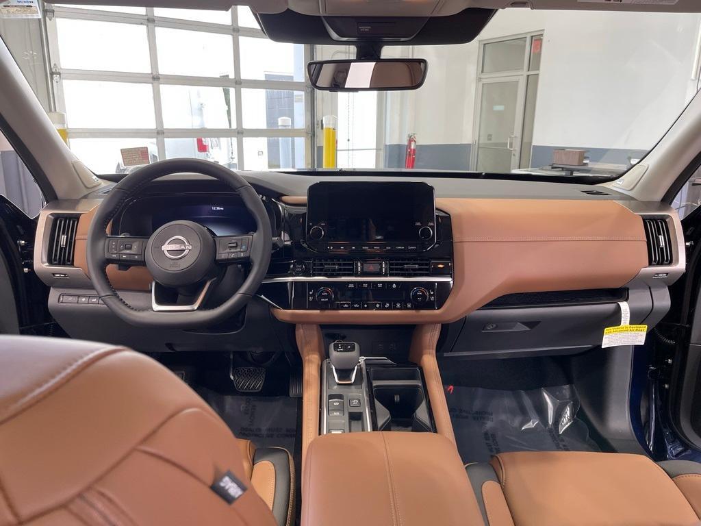new 2025 Nissan Pathfinder car, priced at $41,230