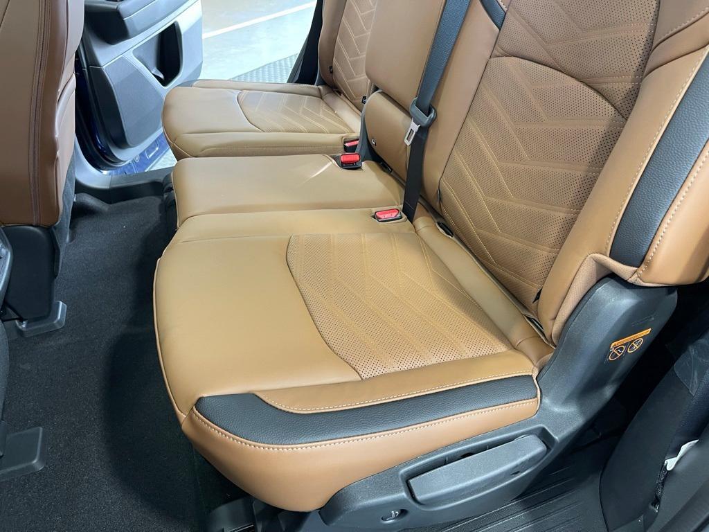 new 2025 Nissan Pathfinder car, priced at $41,230