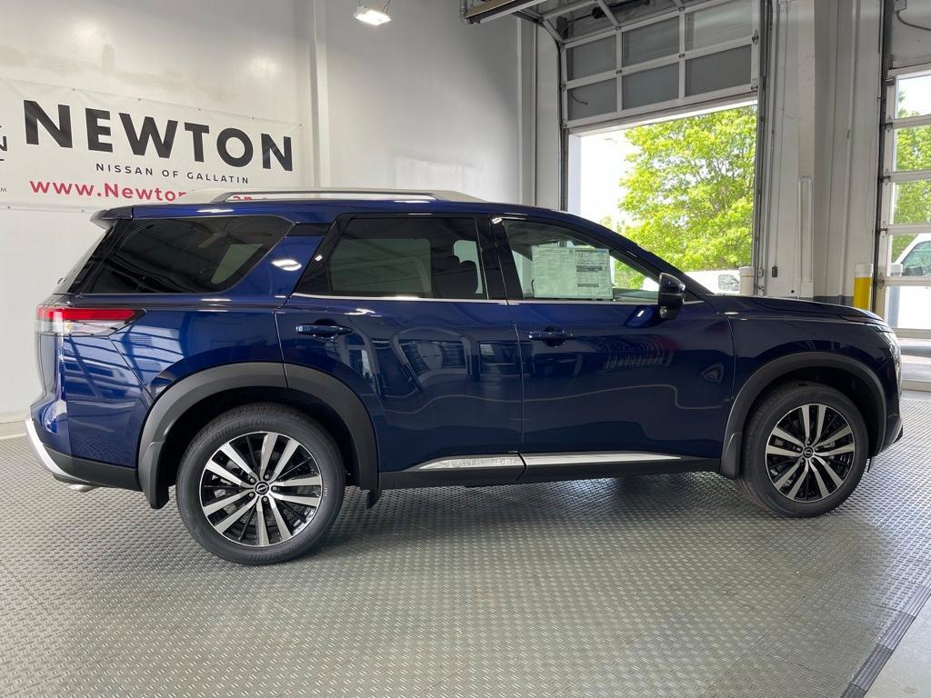new 2025 Nissan Pathfinder car, priced at $41,230