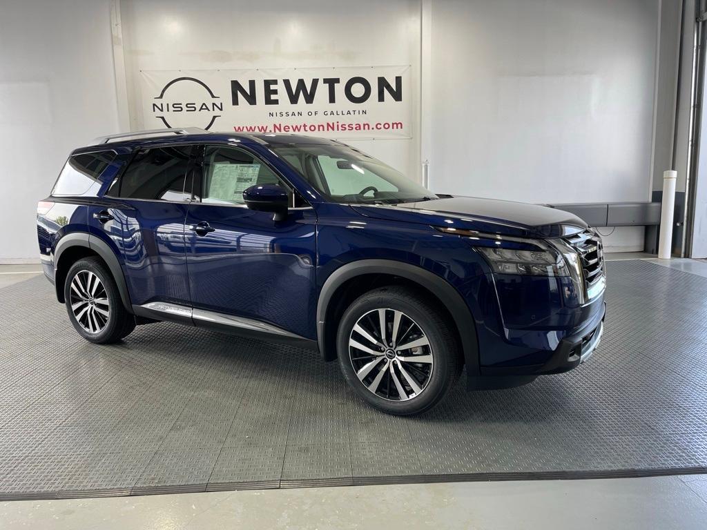 new 2025 Nissan Pathfinder car, priced at $41,230