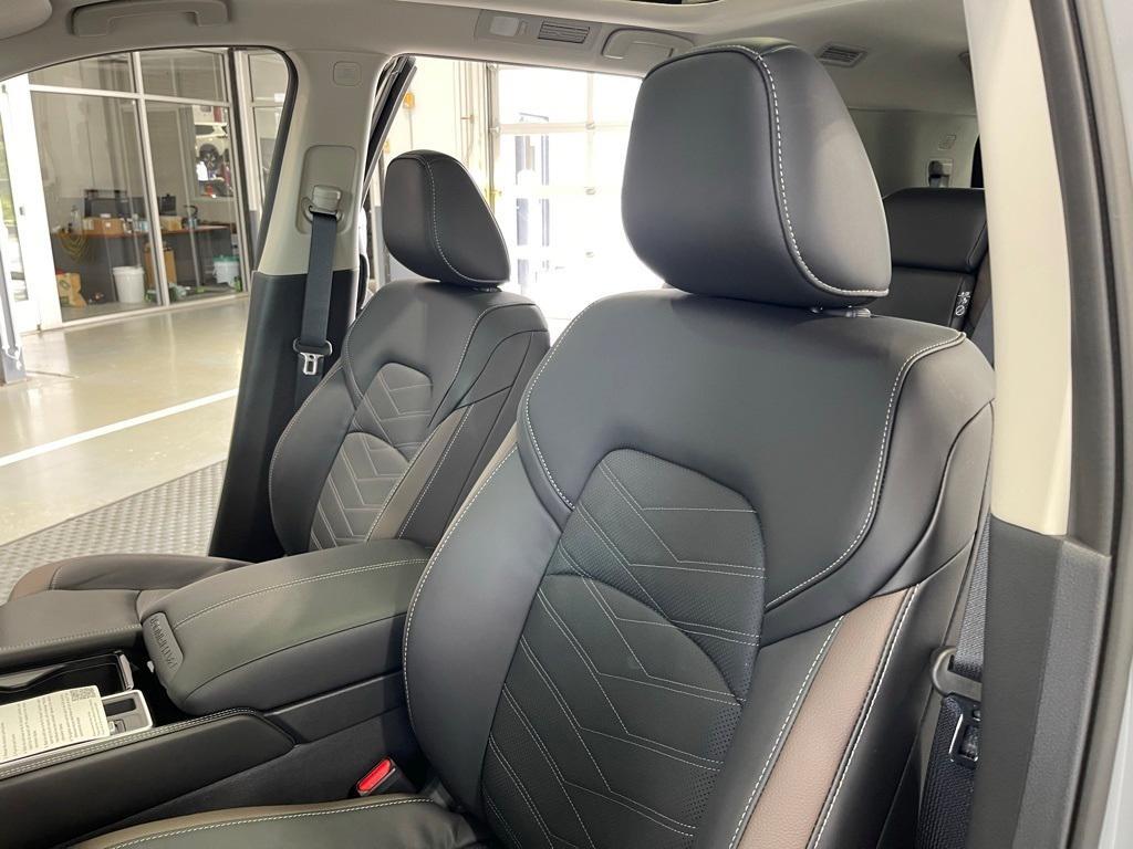 new 2025 Nissan Pathfinder car, priced at $46,857