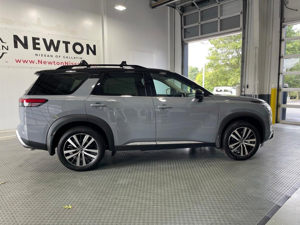 new 2025 Nissan Pathfinder car, priced at $46,857