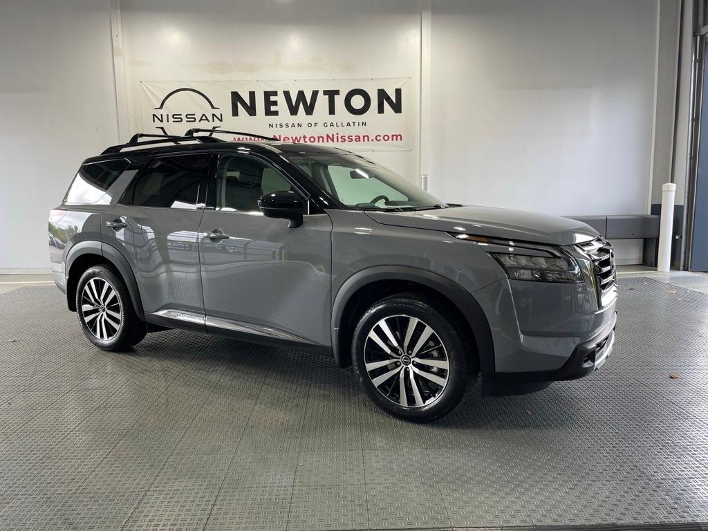 new 2025 Nissan Pathfinder car, priced at $46,857