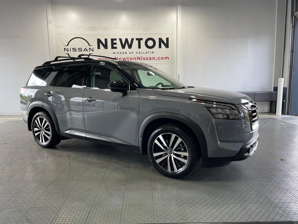 new 2025 Nissan Pathfinder car, priced at $46,857
