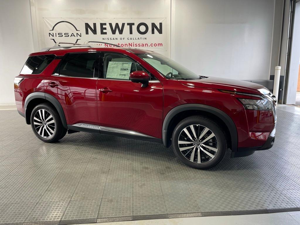new 2025 Nissan Pathfinder car, priced at $48,638