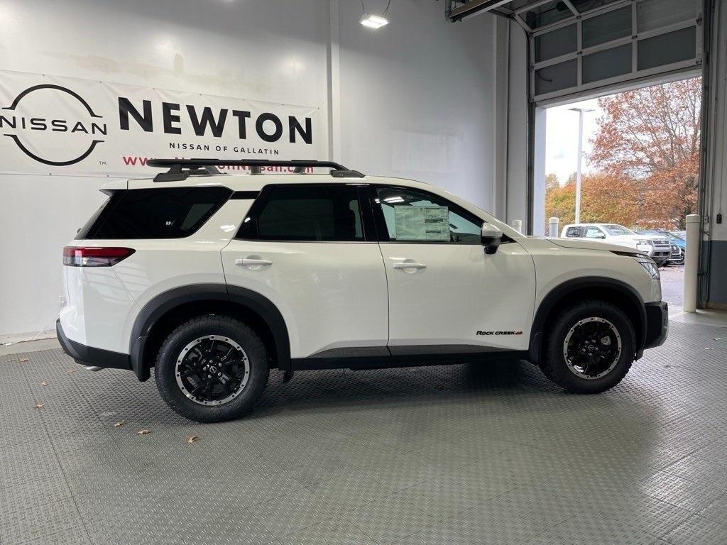 new 2025 Nissan Pathfinder car, priced at $42,806