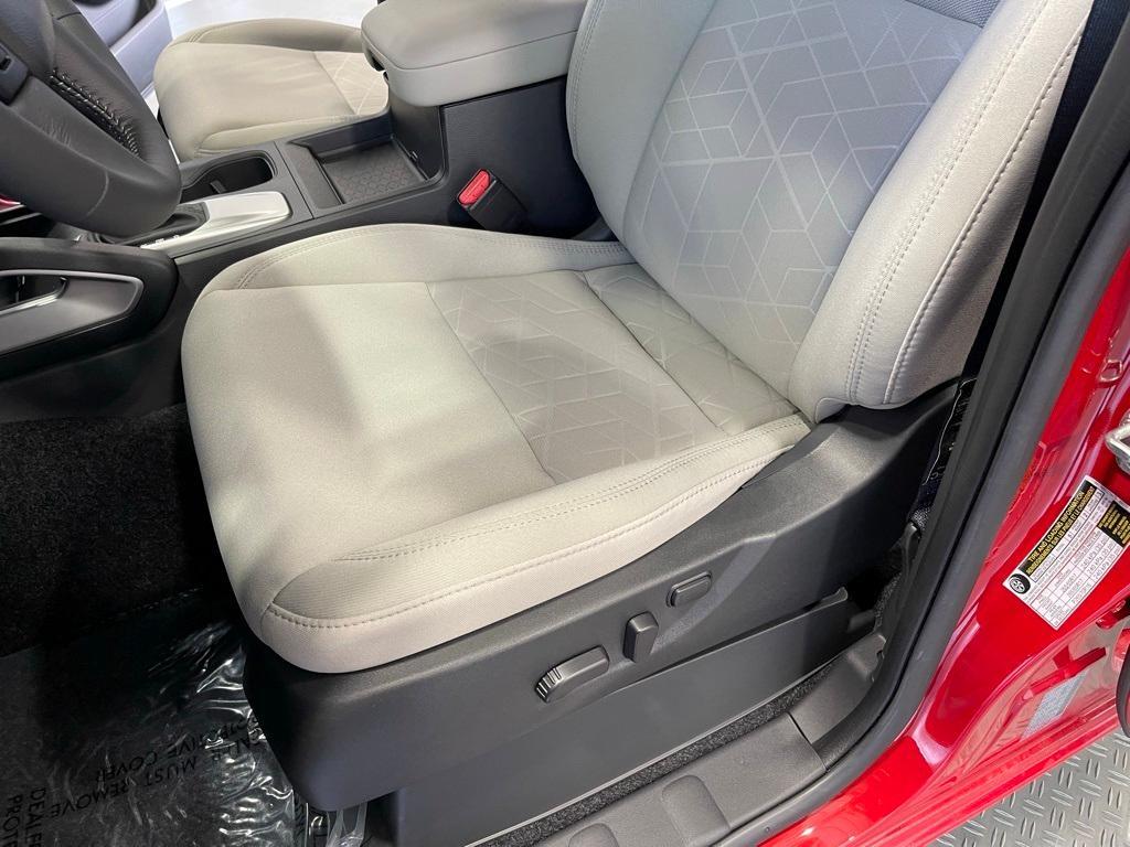 new 2025 Nissan Frontier car, priced at $34,424