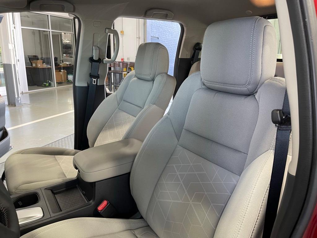 new 2025 Nissan Frontier car, priced at $34,424