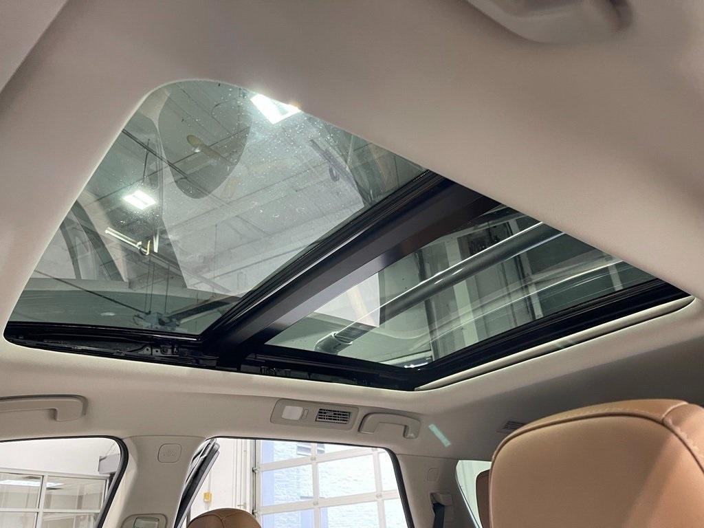 new 2025 Nissan Pathfinder car, priced at $48,962