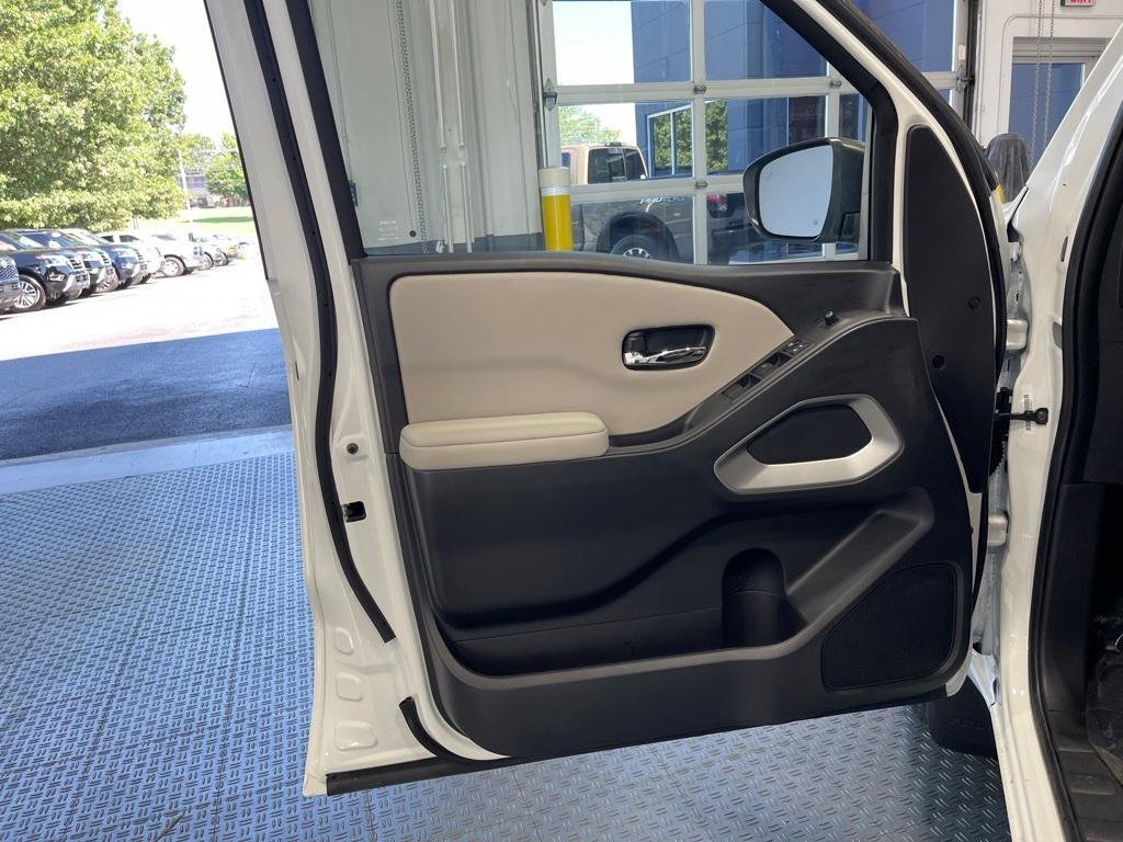 new 2025 Nissan Frontier car, priced at $37,639