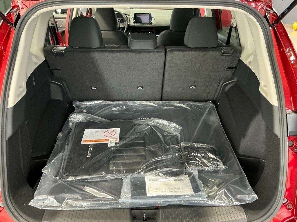 new 2025 Nissan Rogue car, priced at $31,275