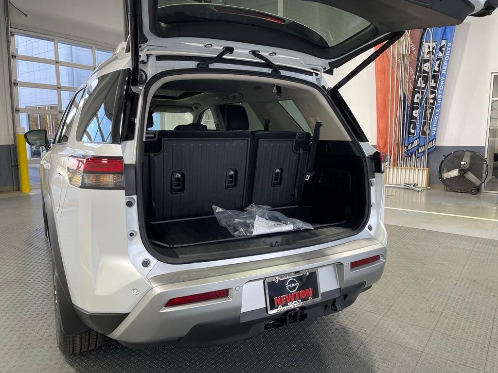 new 2025 Nissan Pathfinder car, priced at $54,030