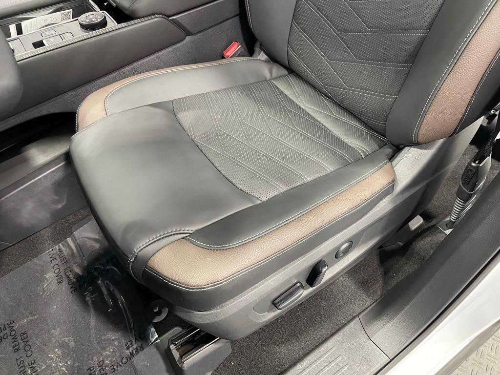 new 2025 Nissan Pathfinder car, priced at $54,080
