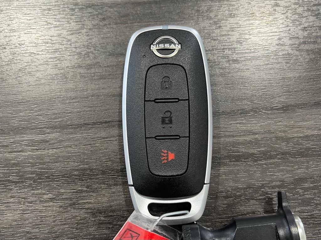 new 2025 Nissan Kicks car, priced at $21,891