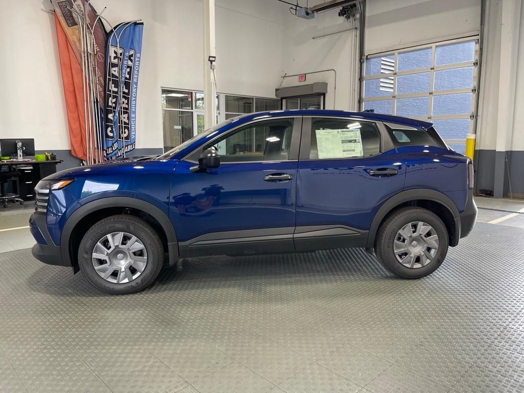 new 2025 Nissan Kicks car, priced at $21,891