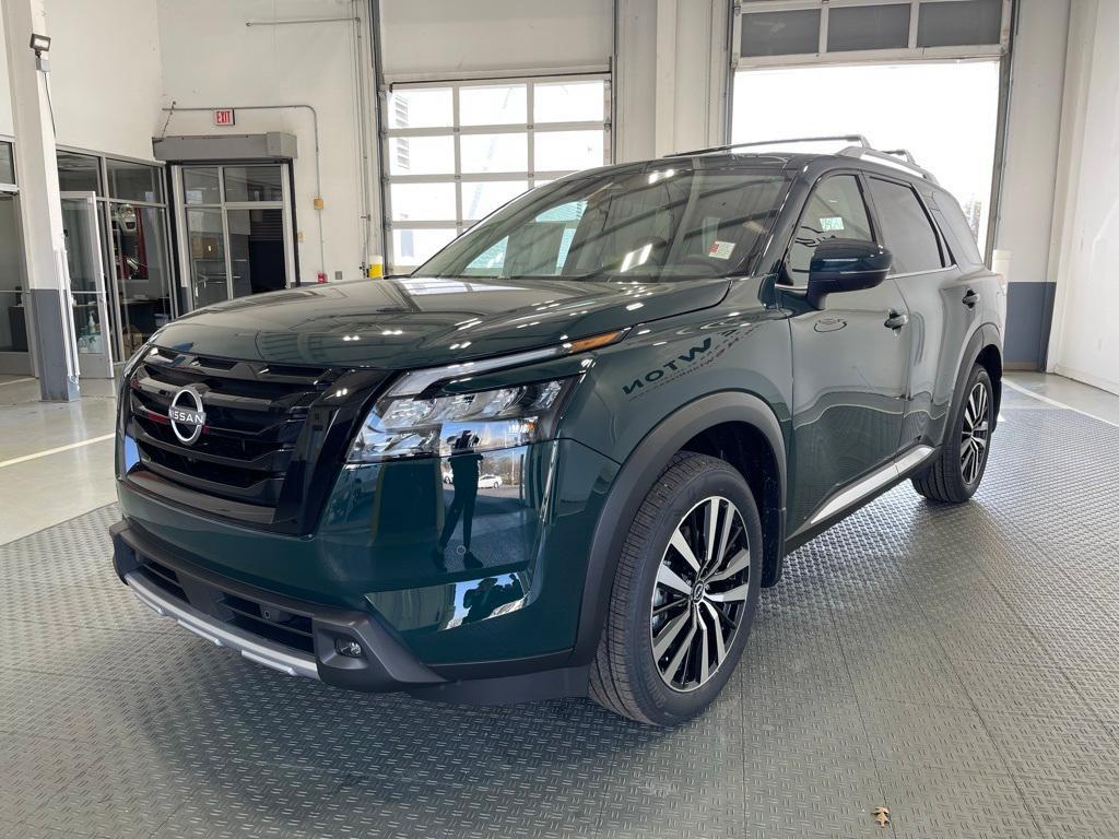 new 2025 Nissan Pathfinder car, priced at $52,990