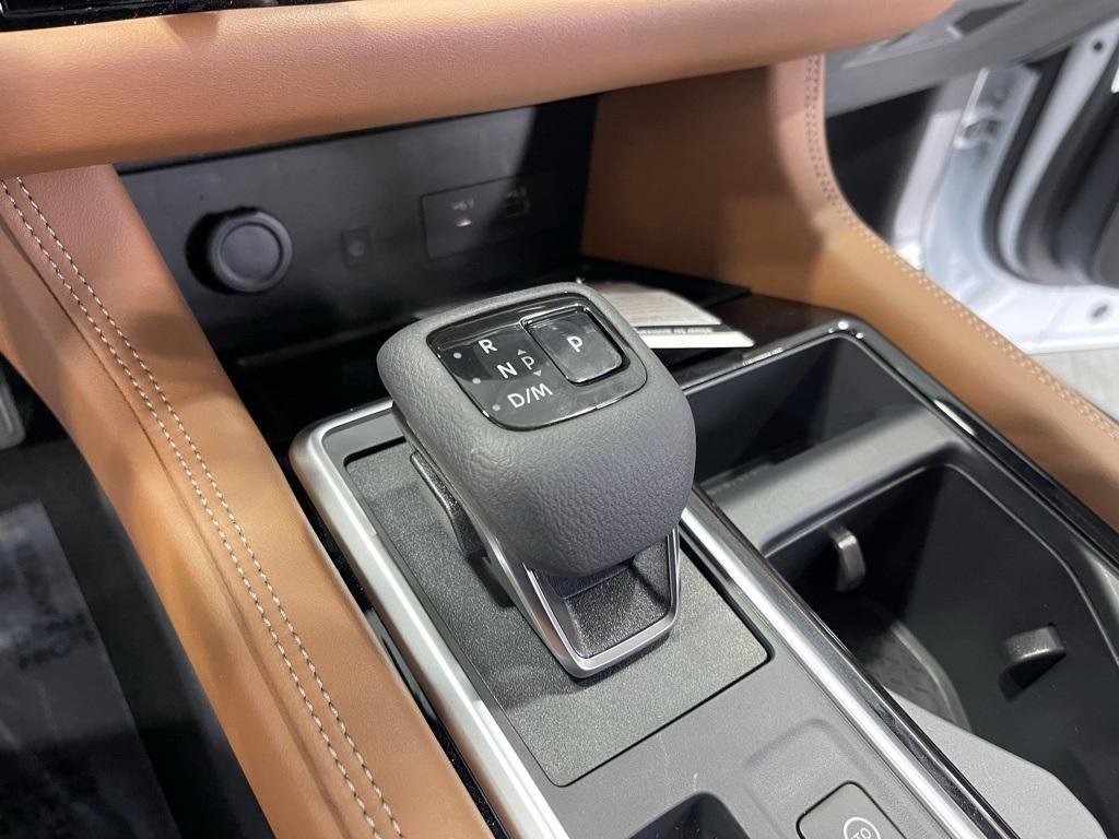 new 2025 Nissan Pathfinder car, priced at $39,975