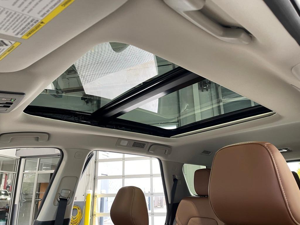 new 2025 Nissan Pathfinder car, priced at $39,975