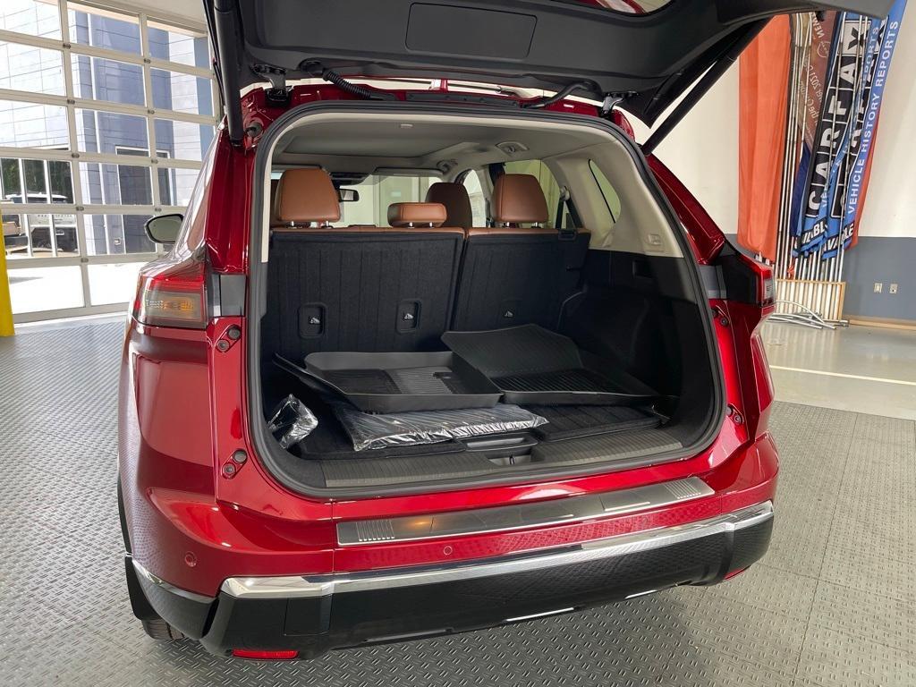 new 2025 Nissan Rogue car, priced at $39,954