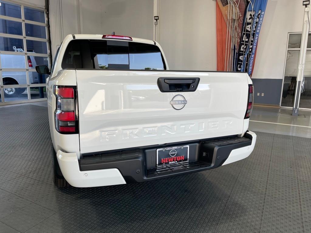 new 2025 Nissan Frontier car, priced at $32,528