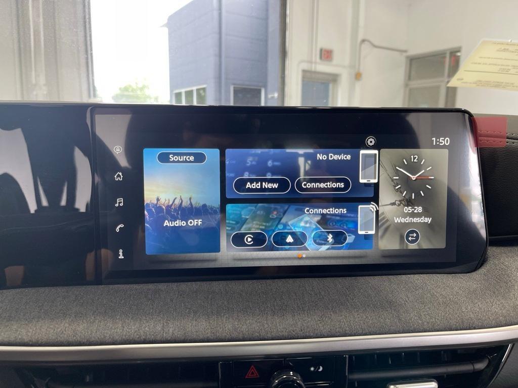 new 2025 Nissan Kicks car, priced at $26,994