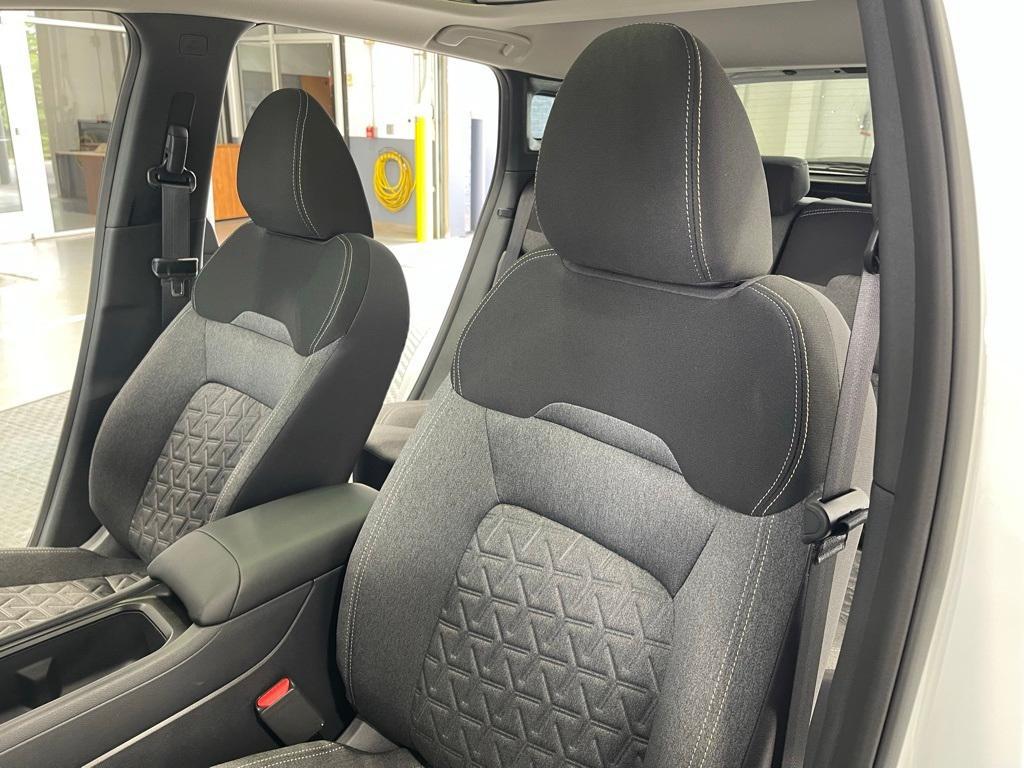 new 2025 Nissan Kicks car, priced at $26,994