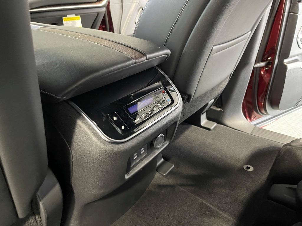 new 2025 Nissan Armada car, priced at $61,318
