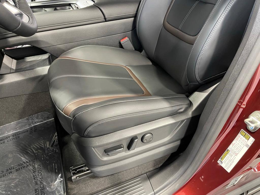 new 2025 Nissan Armada car, priced at $61,318