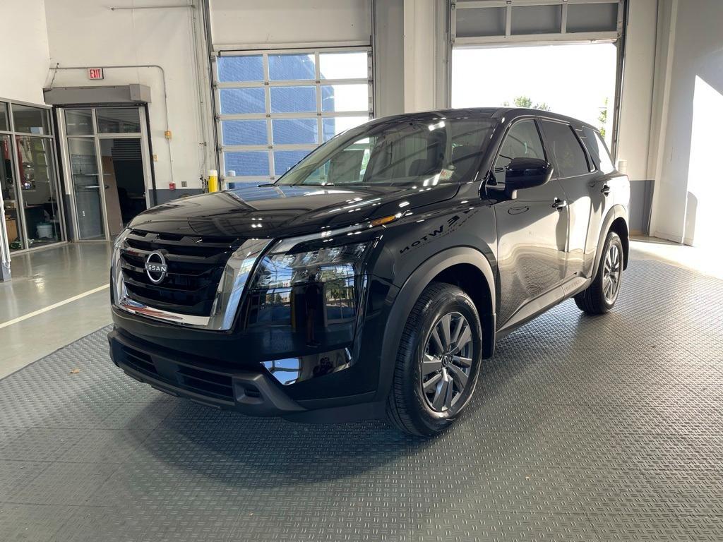 new 2025 Nissan Pathfinder car, priced at $36,990