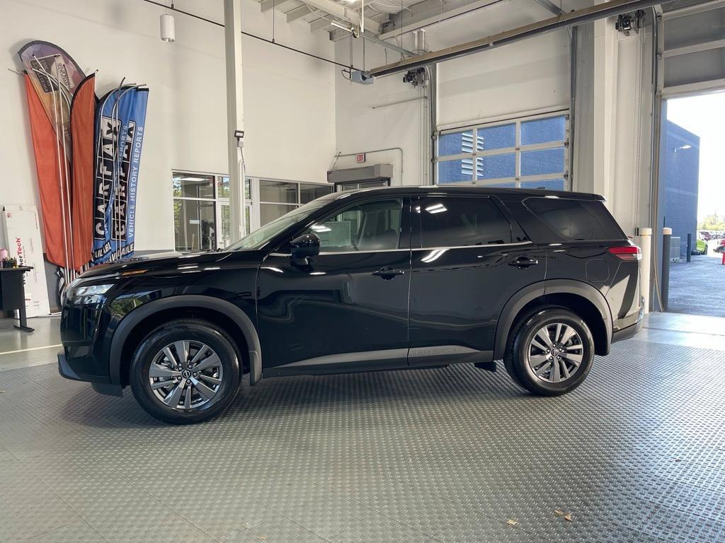 new 2025 Nissan Pathfinder car, priced at $36,990