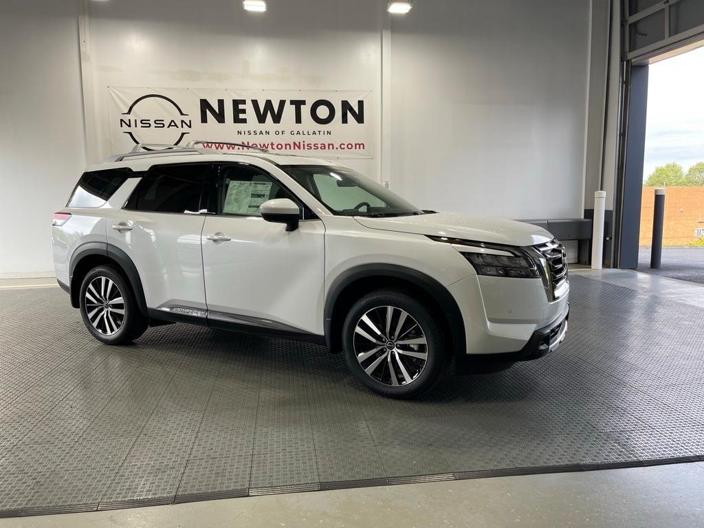 new 2025 Nissan Pathfinder car, priced at $47,699
