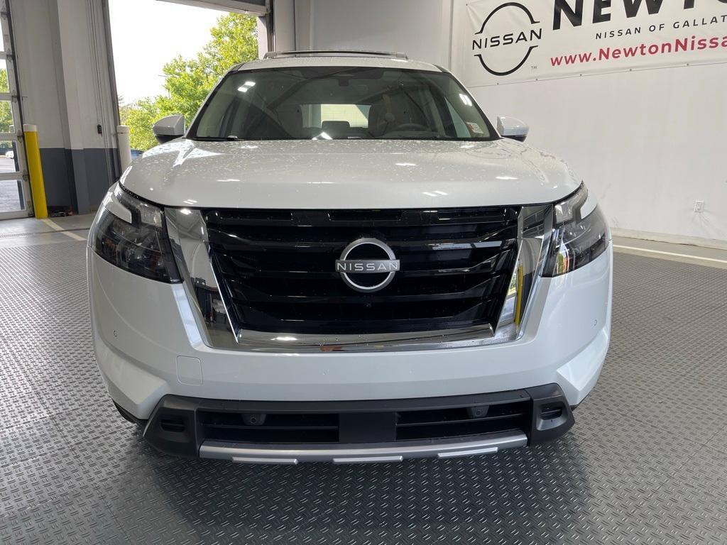 new 2025 Nissan Pathfinder car, priced at $47,699